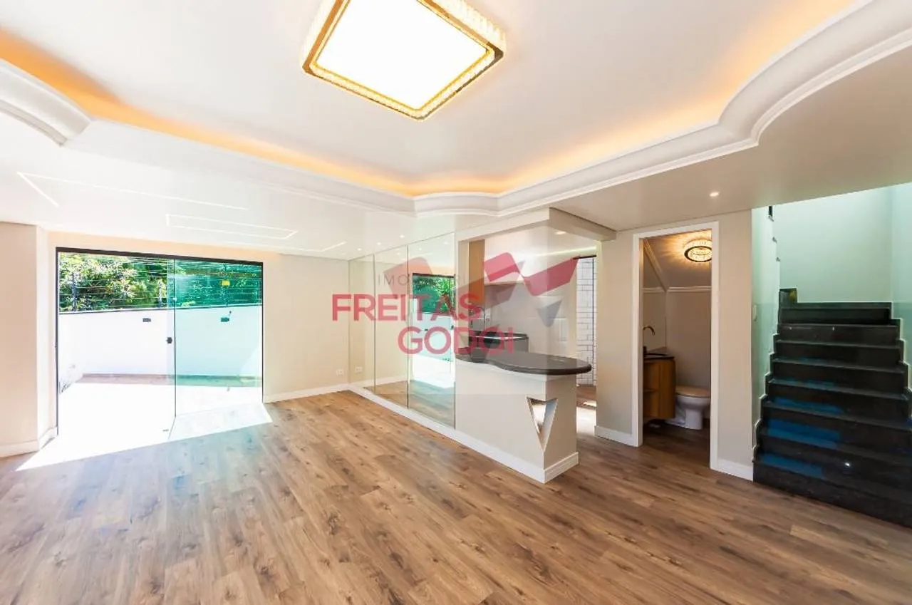 2-bedroom house with floor-to-ceiling windows in Curitiba — photo 5