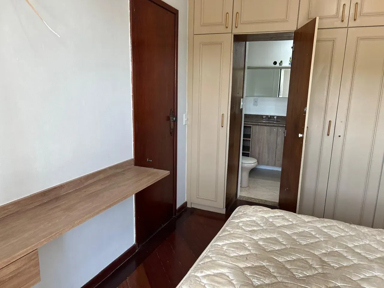 Unfurnished apartment with 3 bedrooms and 5 bathrooms — photo 26
