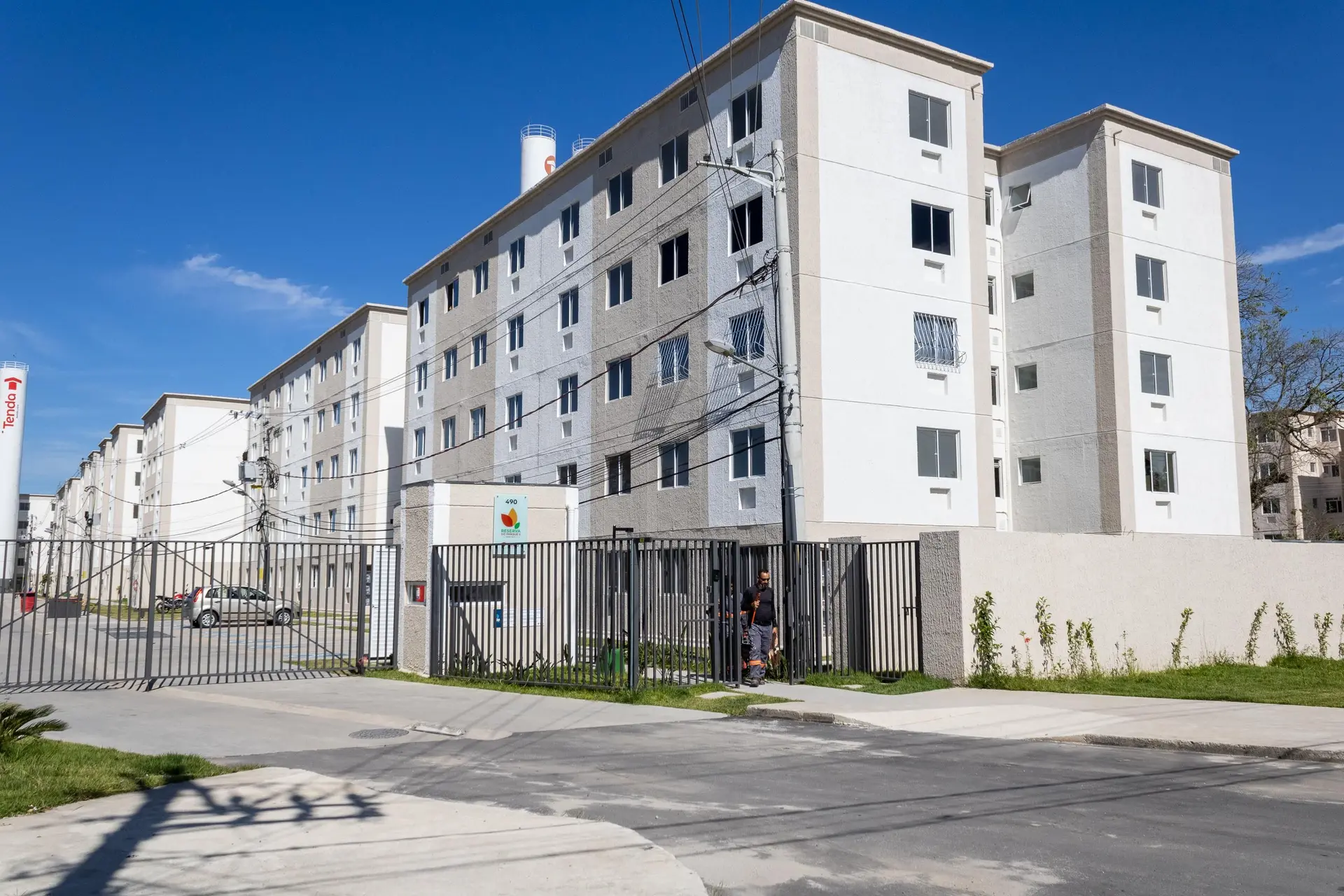 Квартира без меблів з 2 спальнями та 1 місцем — photo 10