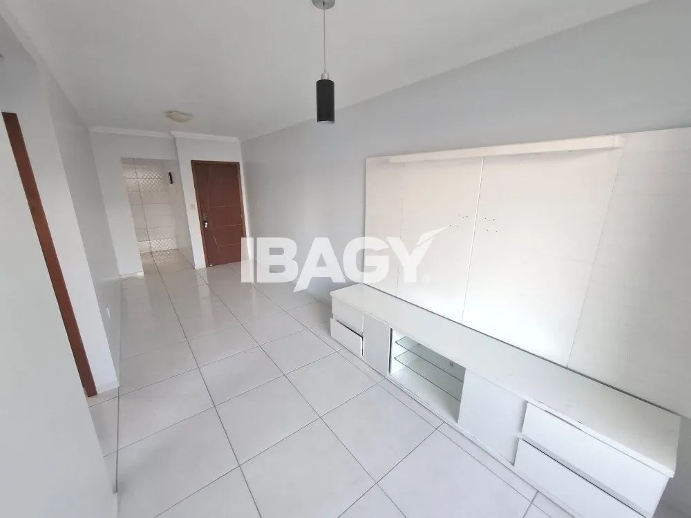 Apartment with 2 bedrooms and a private BBQ area — photo 5