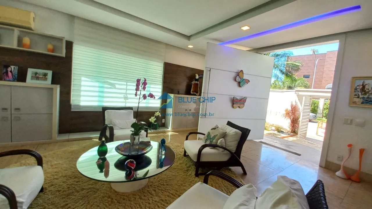 Unfurnished house for rent with 5 suites and a balcony — photo 6