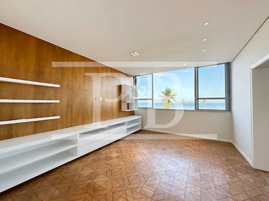 4-bedroom apartment with 270 m² and 4 bathrooms — photo 13