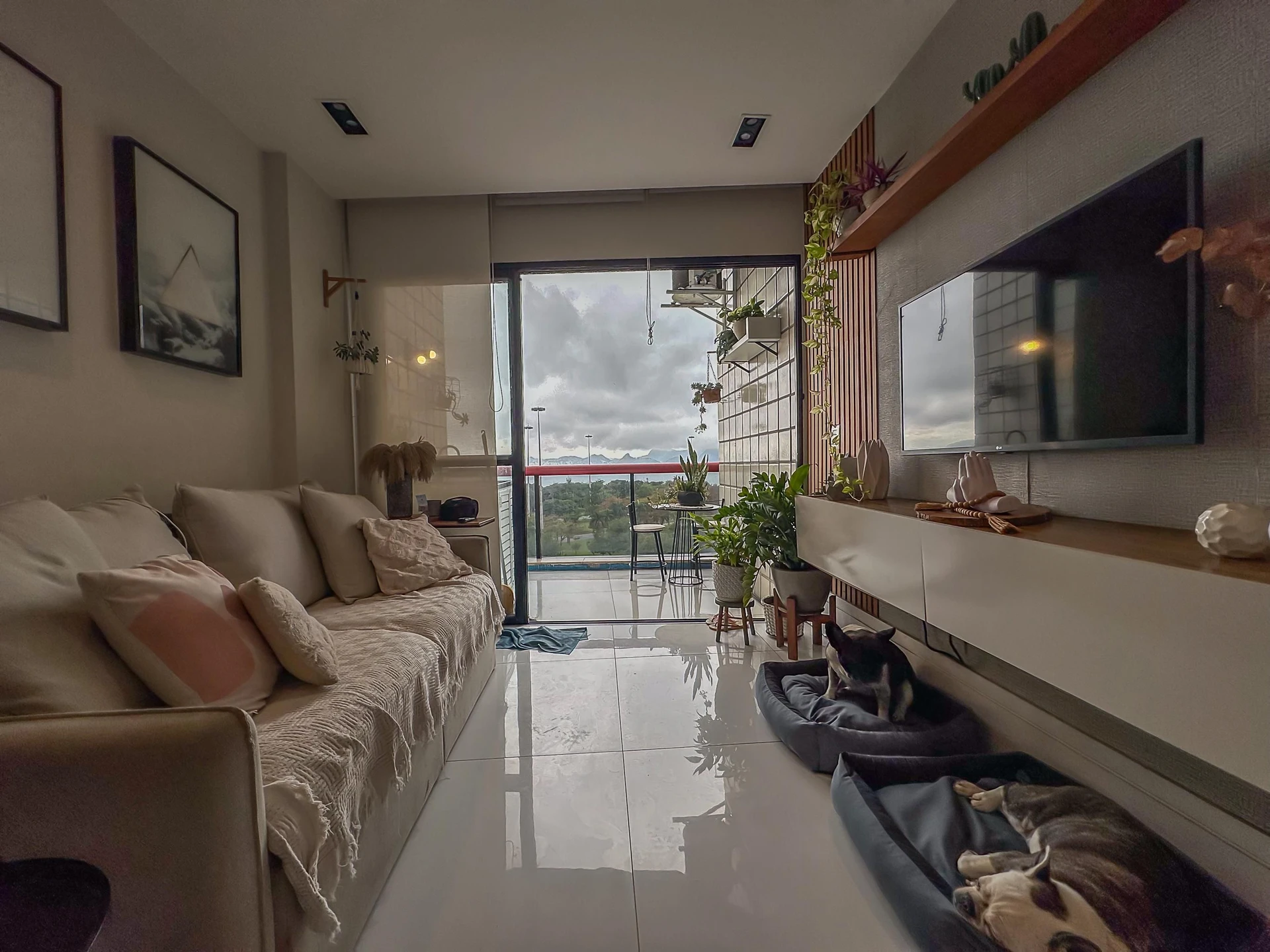 Furnished 2-bedroom apartment with 2 bathrooms — photo 19