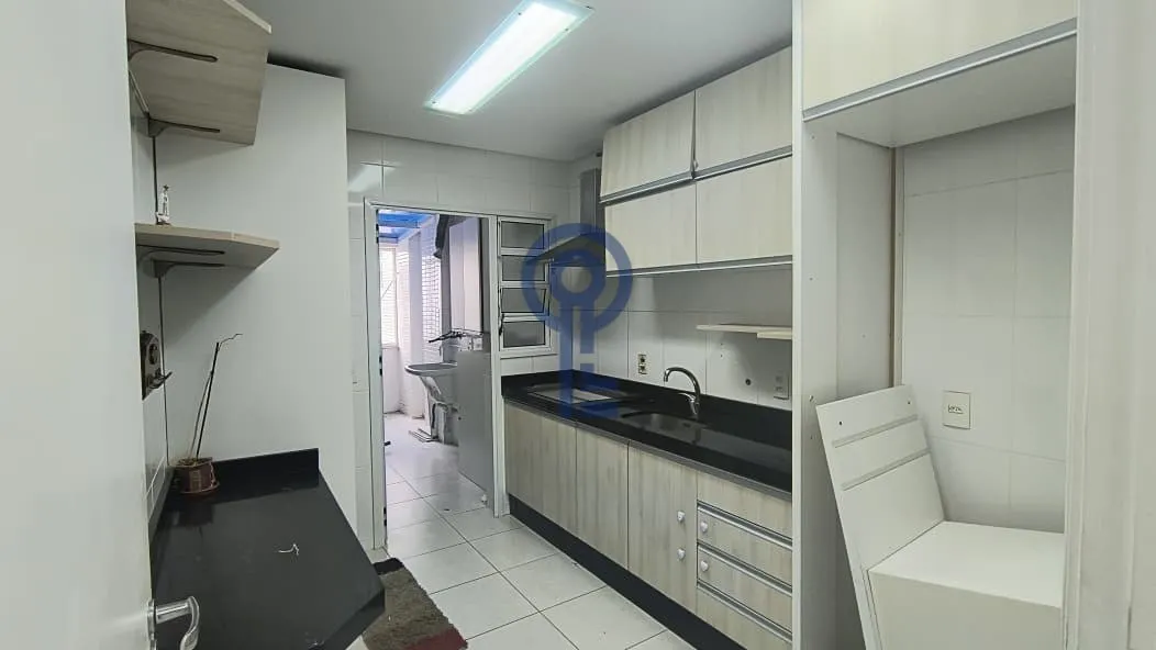Apartamento de 3 dormitórios com cozinha fechada e 1 vaga — photo 19
