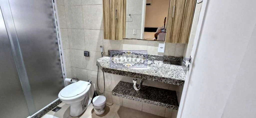Furnished 1-bedroom apartment with a closed kitchen — photo 23