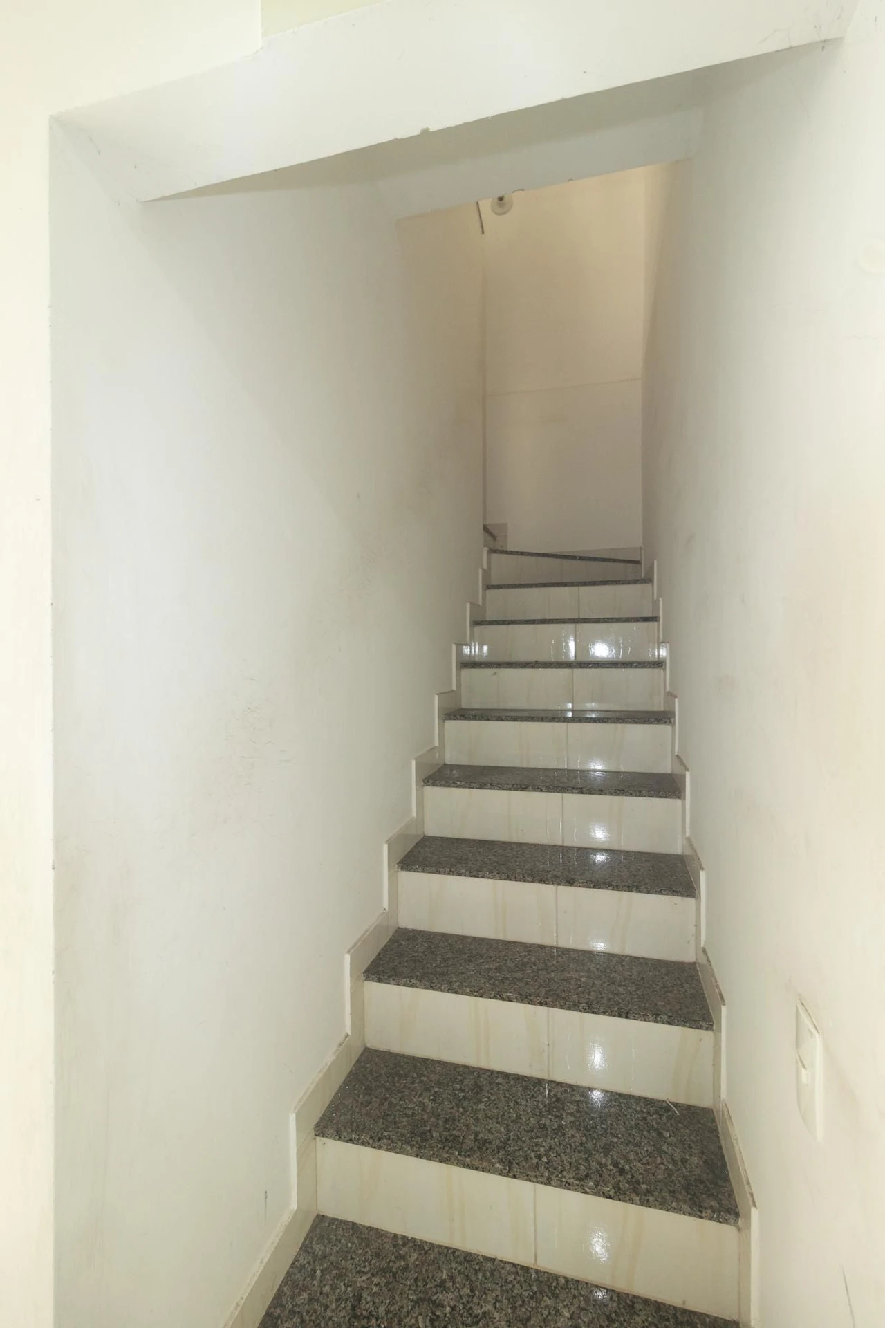 House with 2 bedrooms and balcony plus 1 parking space — photo 25