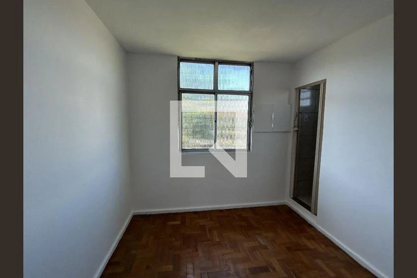 3-bedroom apartment, 1 with its own bathroom, 65 m² — photo 32