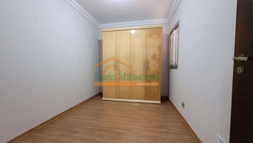 2-bedroom apartment with a washing machine in Curitiba — photo 10