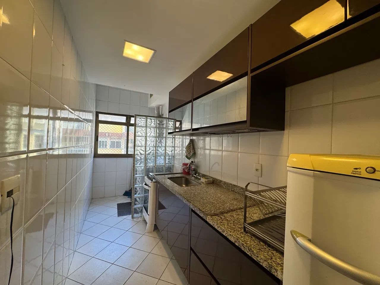 Furnished apartment with a balcony and 2 bedrooms — photo 8