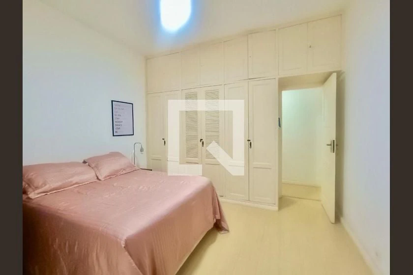 Rental apartment with 2 bedrooms and a balcony — photo 3