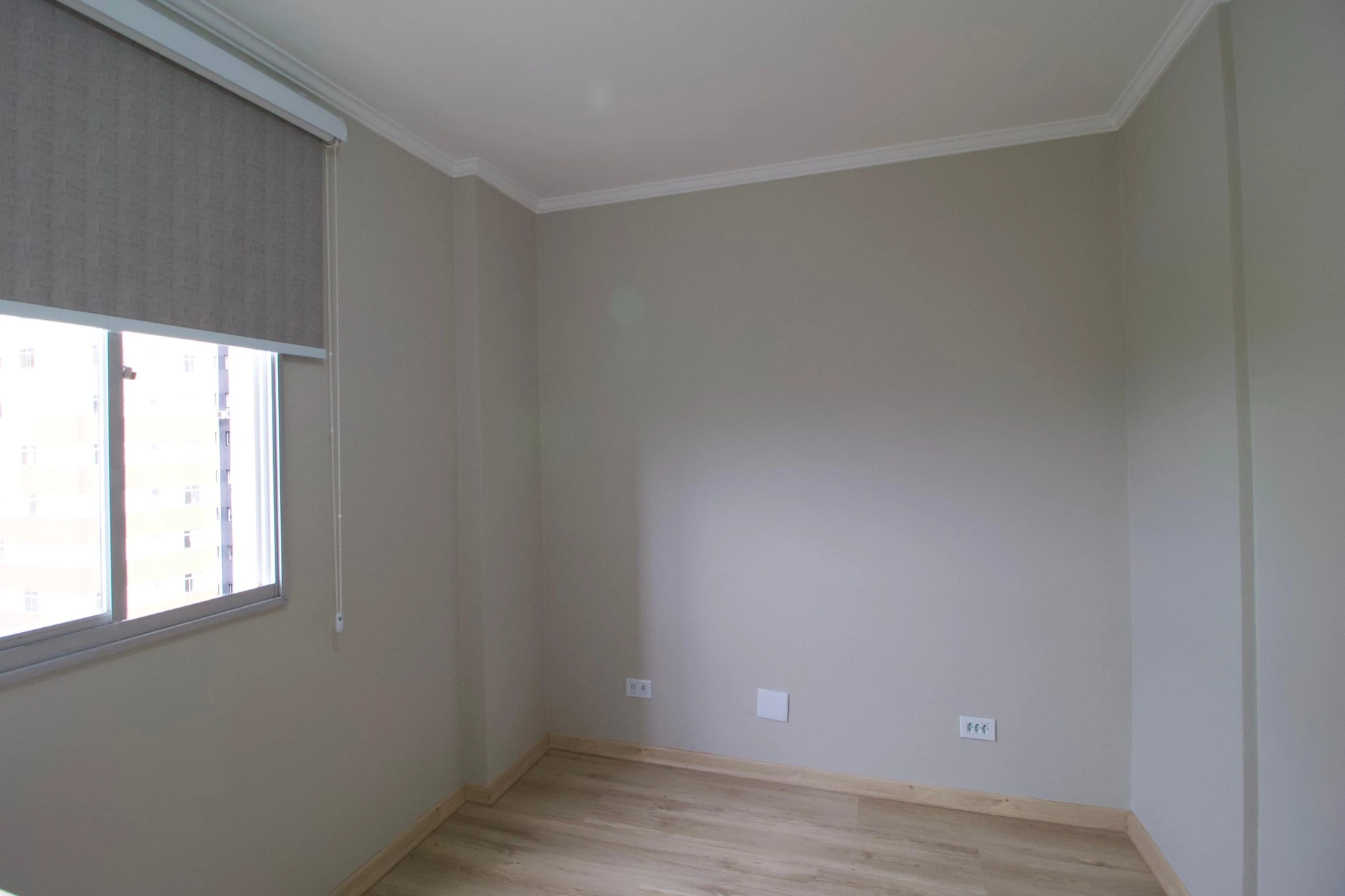 Walk-in closet in a 2-bedroom apartment, 47 m² — photo 7