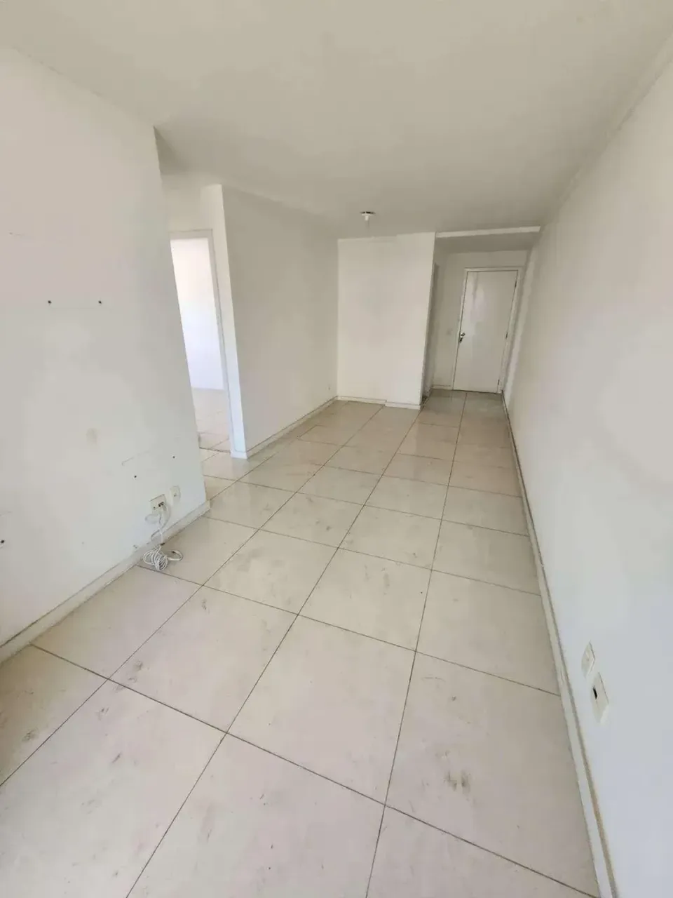 Unfurnished apartment with 2 bedrooms and 2 bathrooms — photo 13