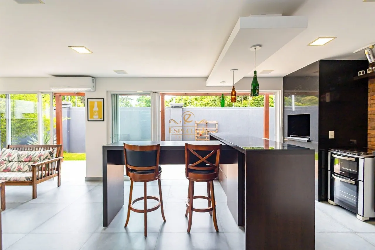 Condo house with 4 bedrooms and a private garden — photo 37
