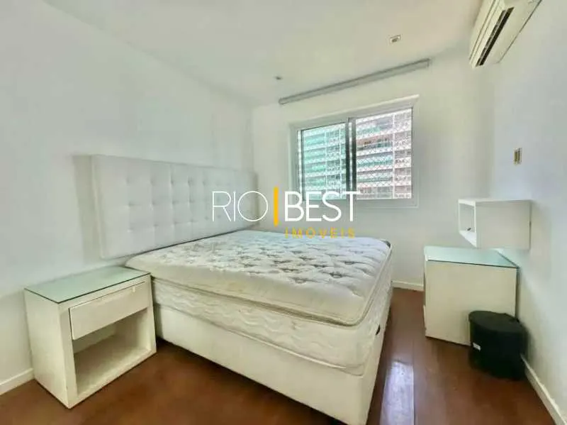 Apartment with 4 bedrooms and a glazed balcony view — photo 5