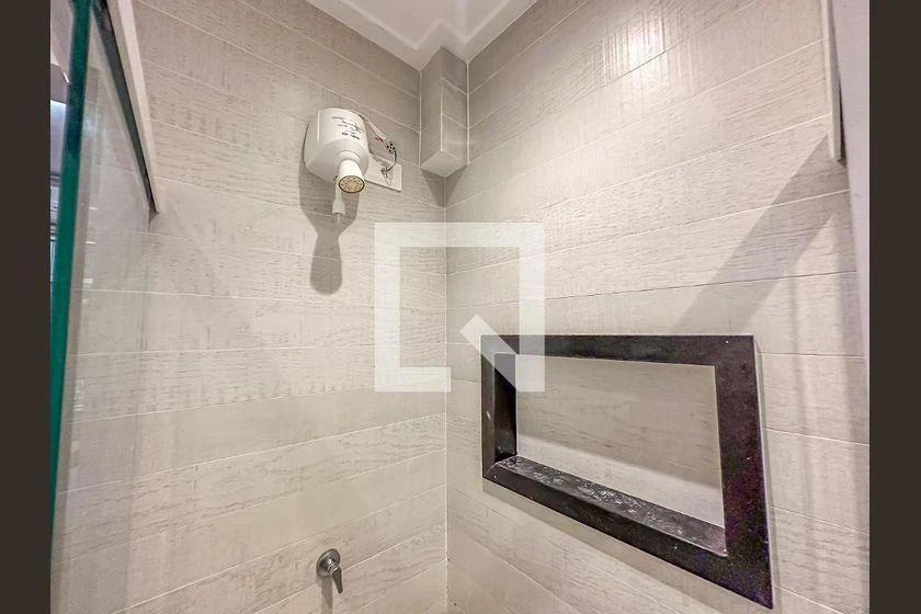 Мебльована квартира з 1 спальнею та заскленим балконом — photo 36