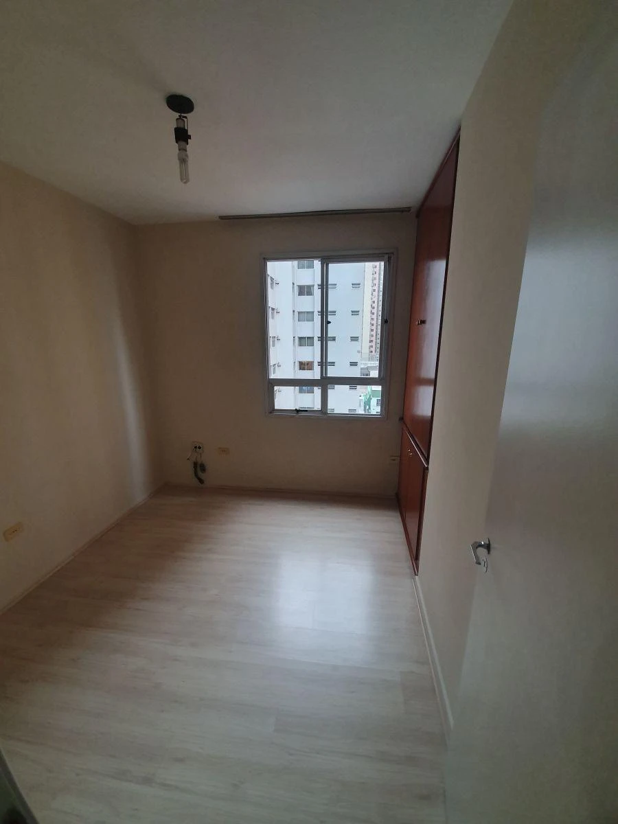 Apartment, 61 m², with wood or laminate floors — photo 11