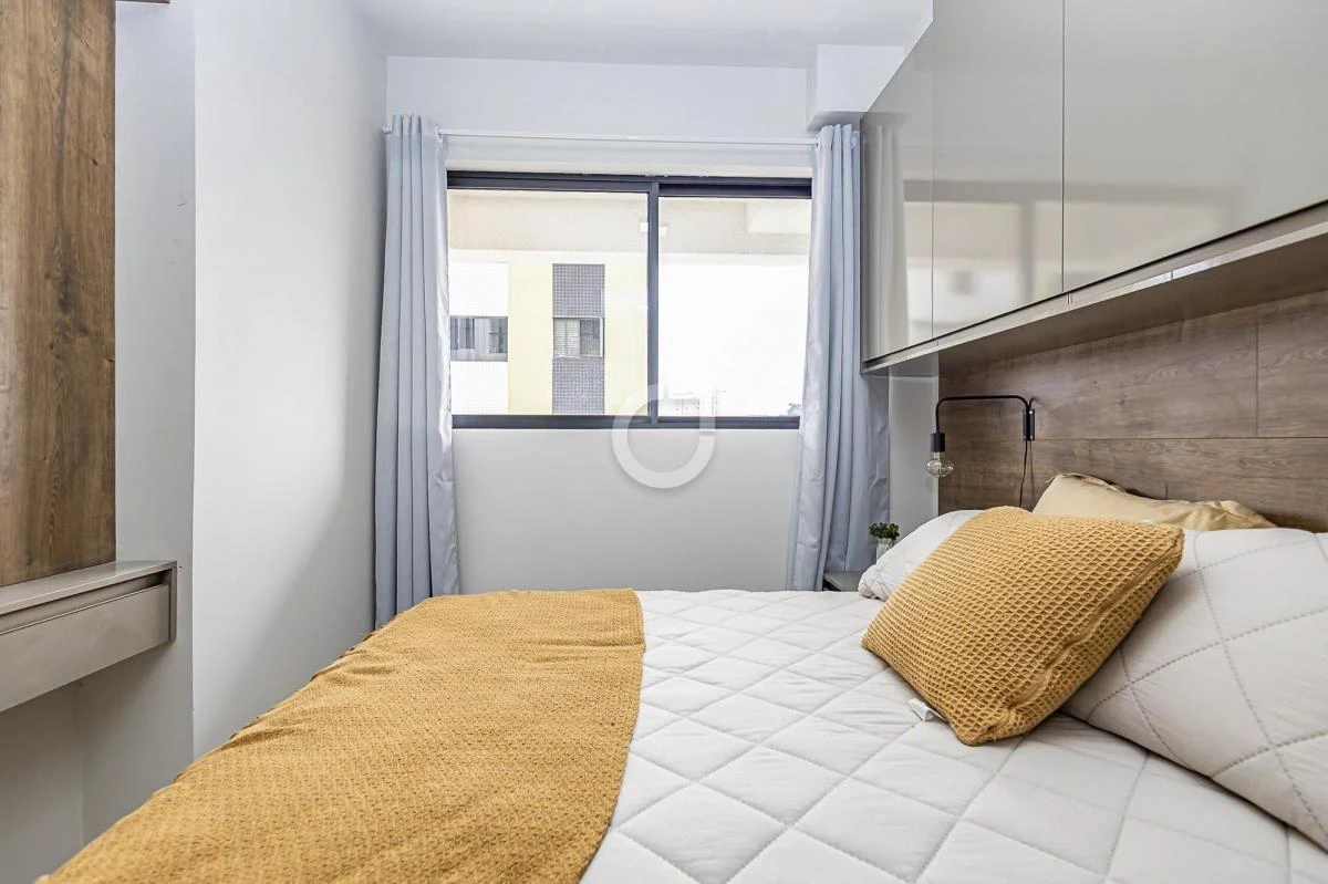 Apartment with 2 bedrooms and an open-plan kitchen — photo 13