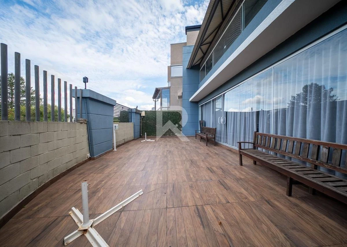 4-bedroom house with a grill on the balcony — photo 39