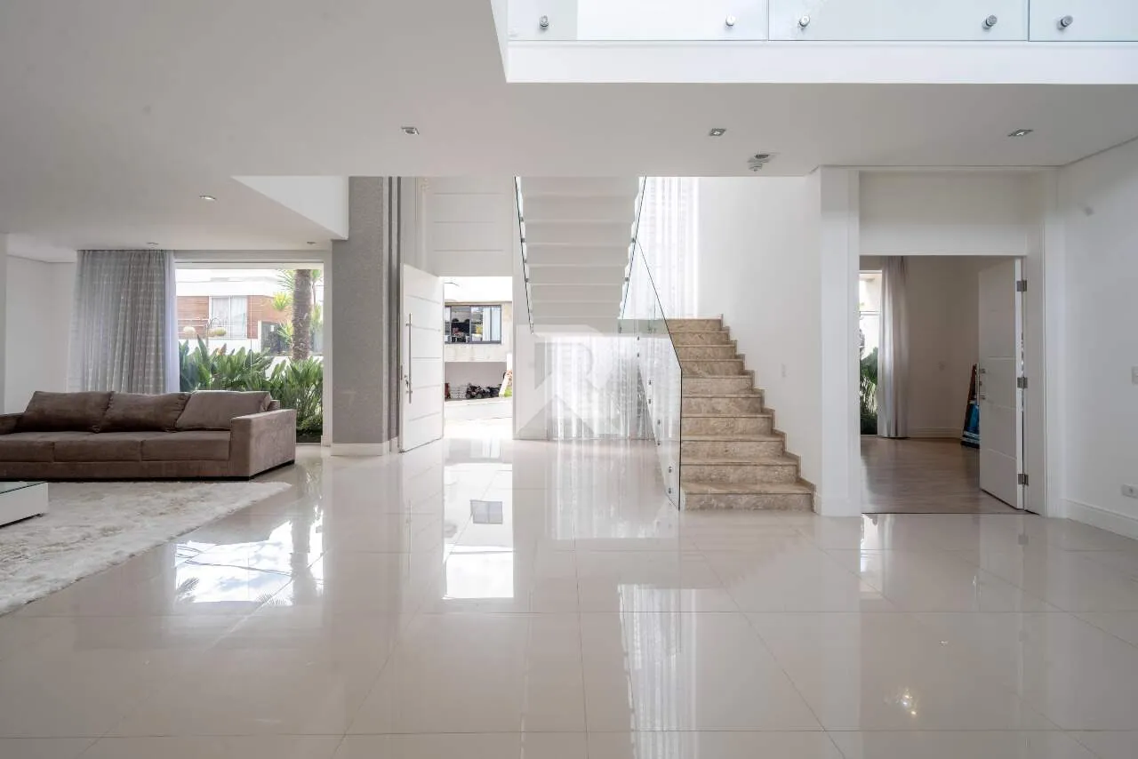 Furnished house with 4 en-suite rooms and 709 m² — photo 7