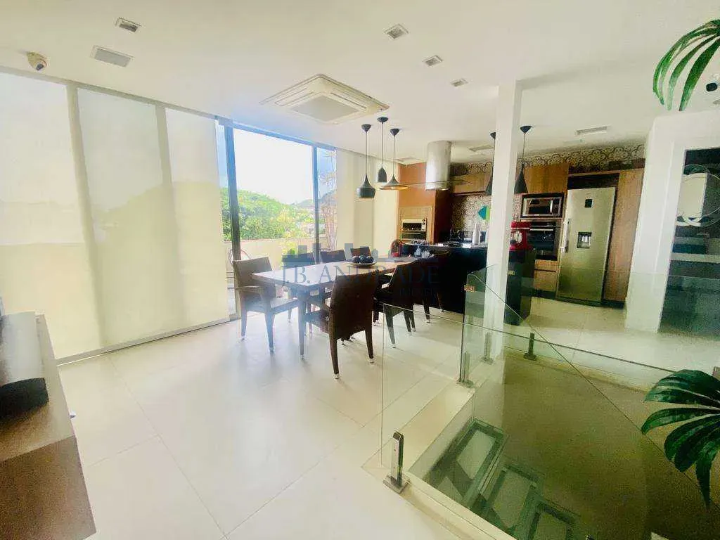 Furnished 4-bedroom apartment with 4 bathrooms — photo 10