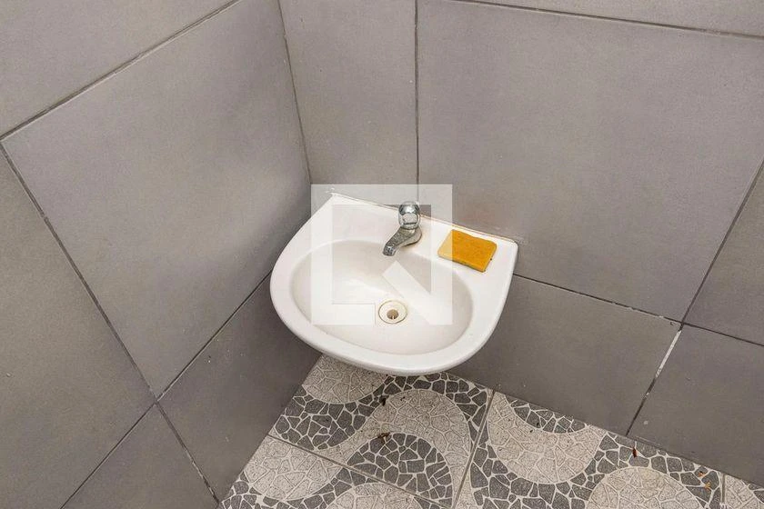 Furnished house with 5 bedrooms and 560 m² — photo 36