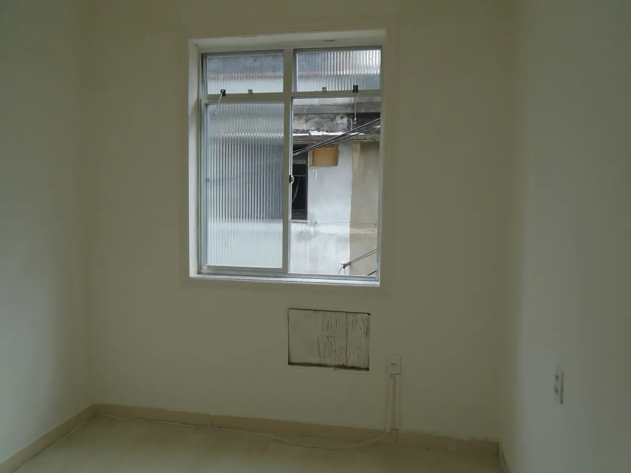 Casa sin amueblar con 4 dormitorios y 1 baño — photo 17