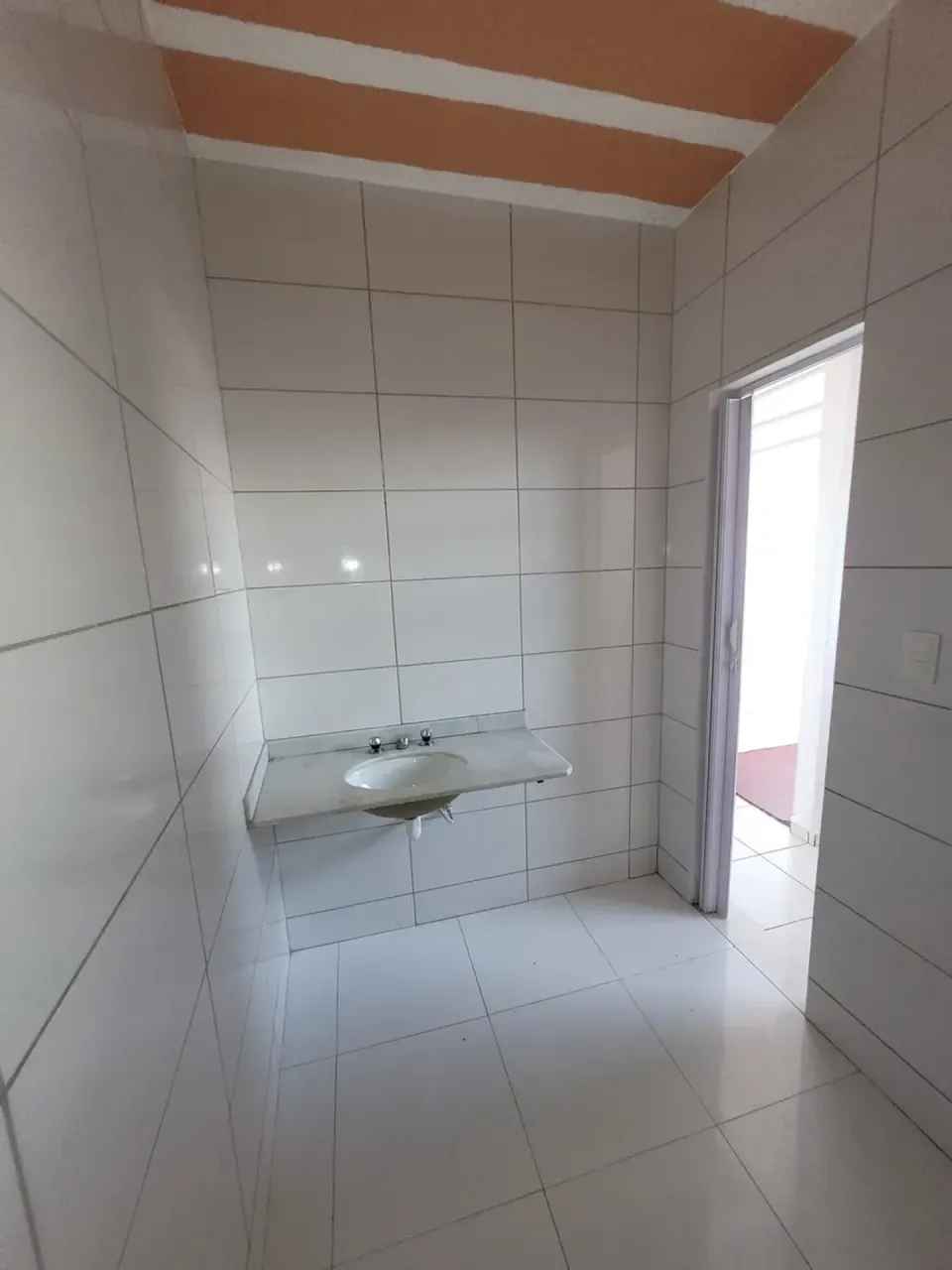 No parking apartment with 1 bedroom and enclosed kitchen — photo 11