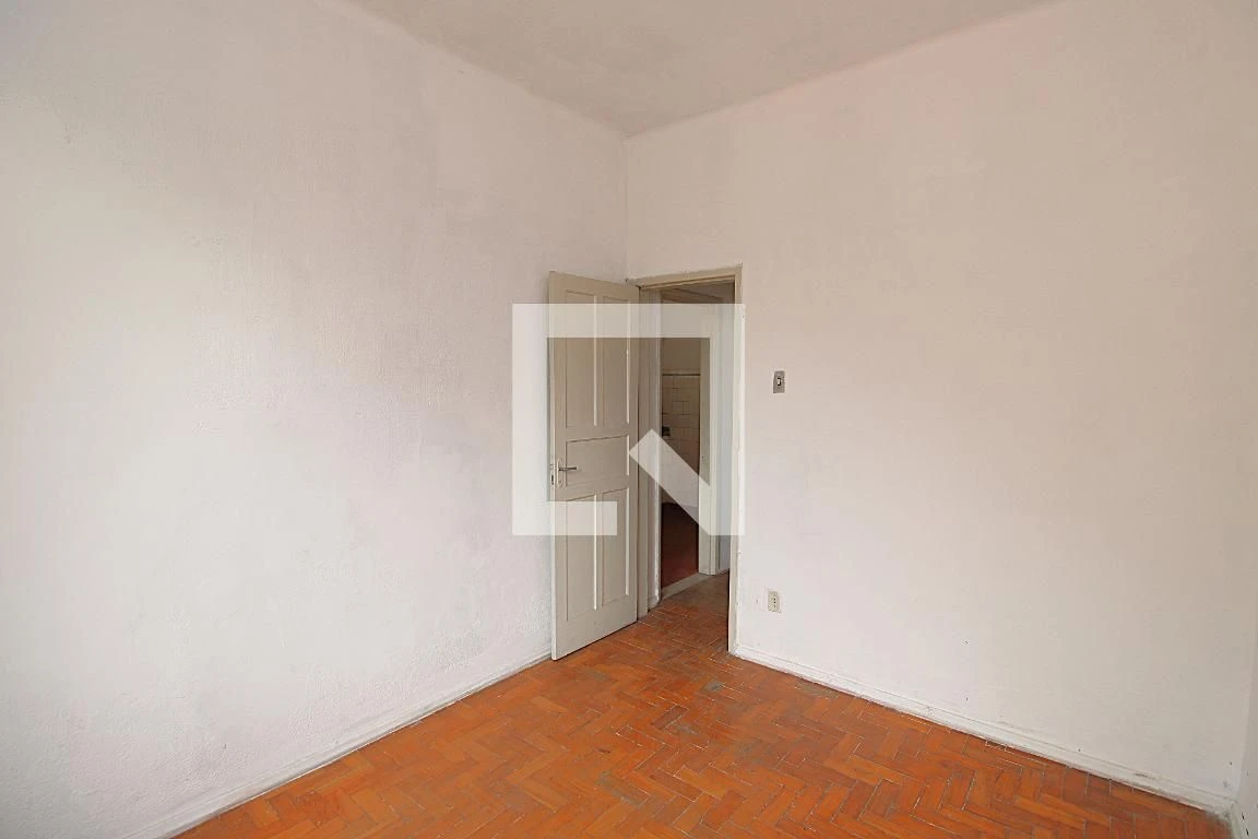 House, 40 m², with wood or laminate floors — photo 17