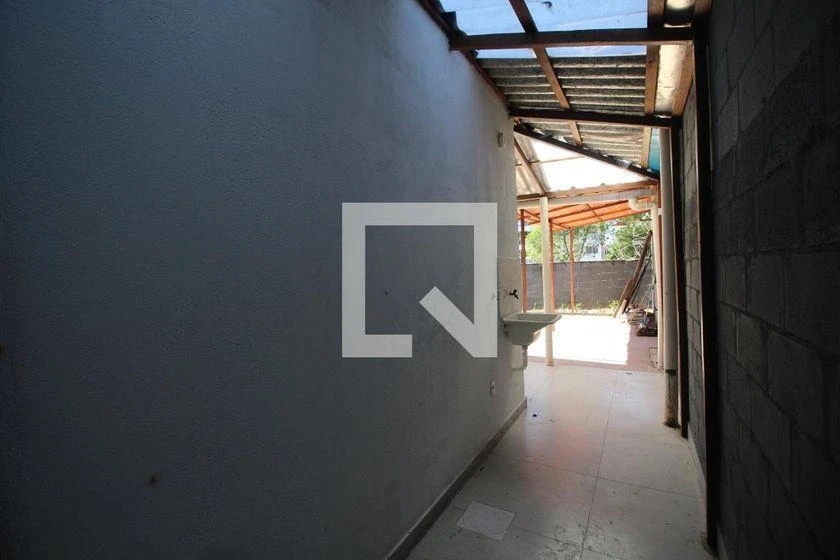 Rental house with 4 bedrooms and 340 m² — photo 42
