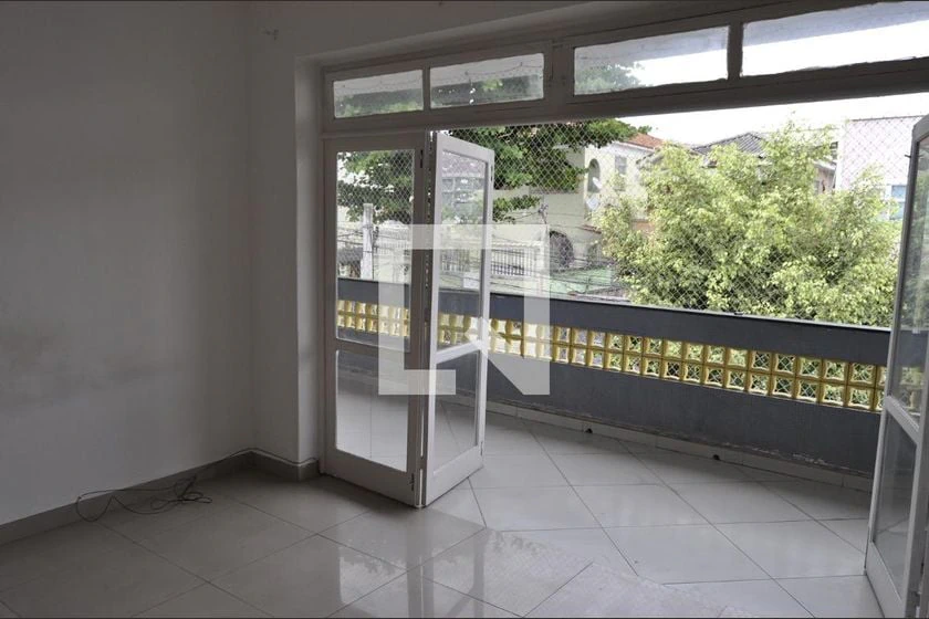 Casa, 180 m², com jardim — photo 3