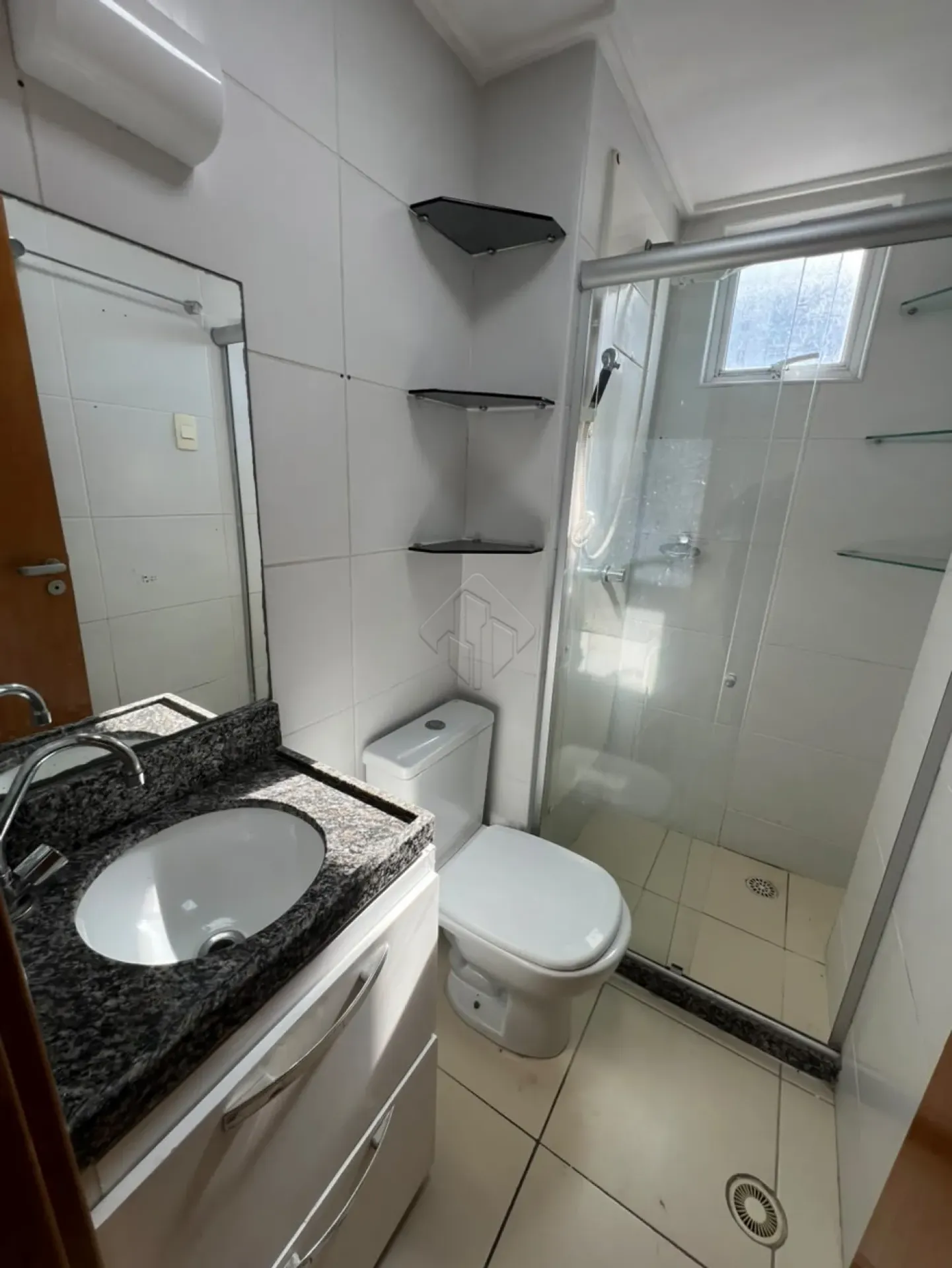 2-bedroom apartment, 1 with its own bathroom, 60 m² — photo 9