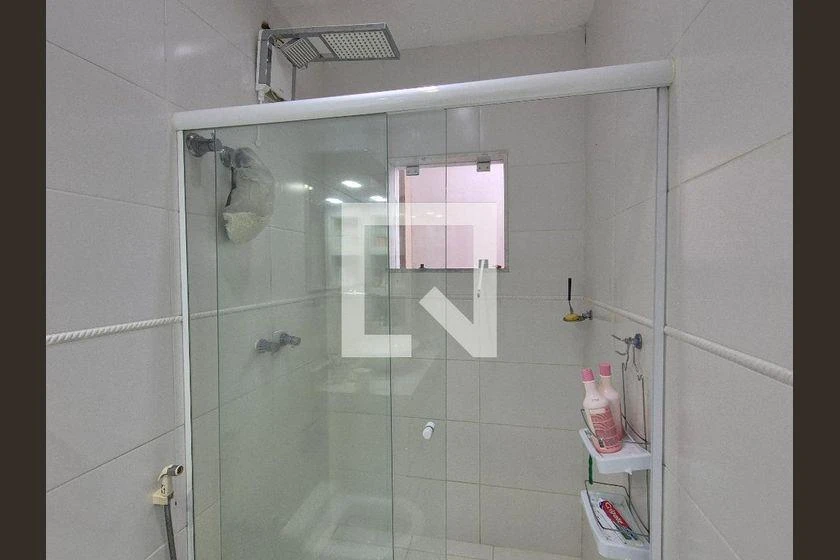 House for rent with 4 bedrooms and a glass balcony — photo 50