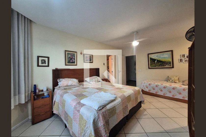 245 m² house with 3 en-suite bedrooms and 2 parking — photo 14
