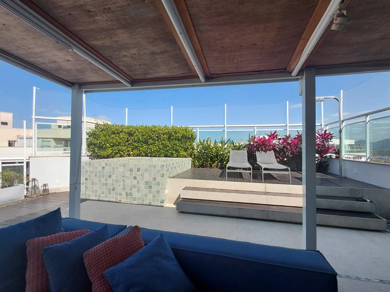 Duplex top-floor apartment with 221 m² and 4 bedrooms — photo 10