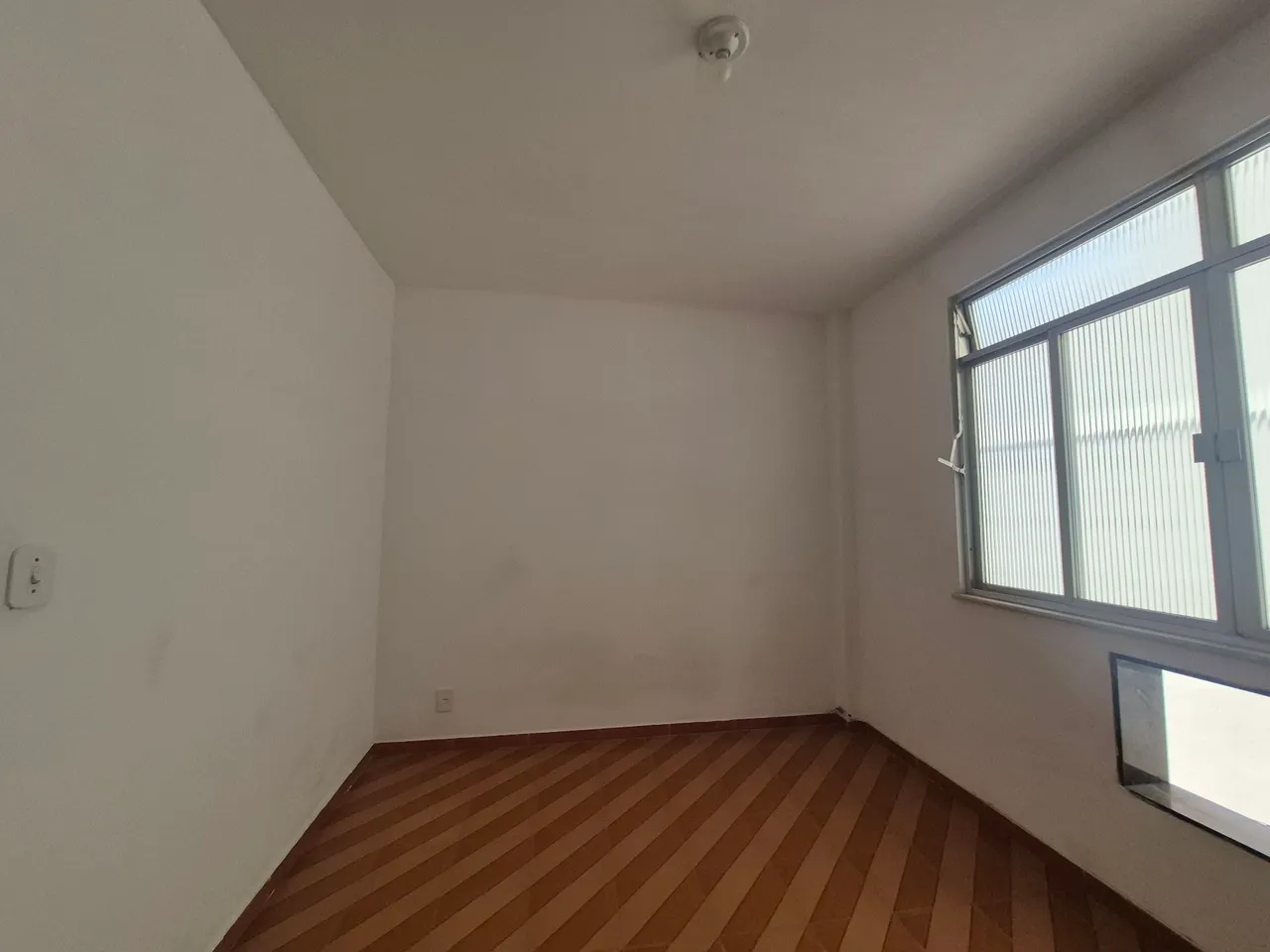 2-bedroom apartment with 1 parking space and balcony — photo 11