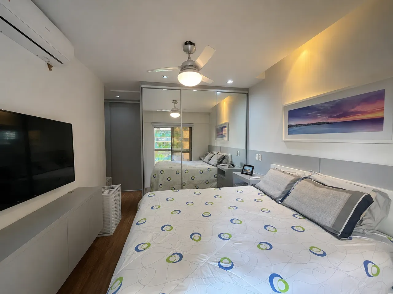 4-bedroom apartment with a dishwasher — photo 18