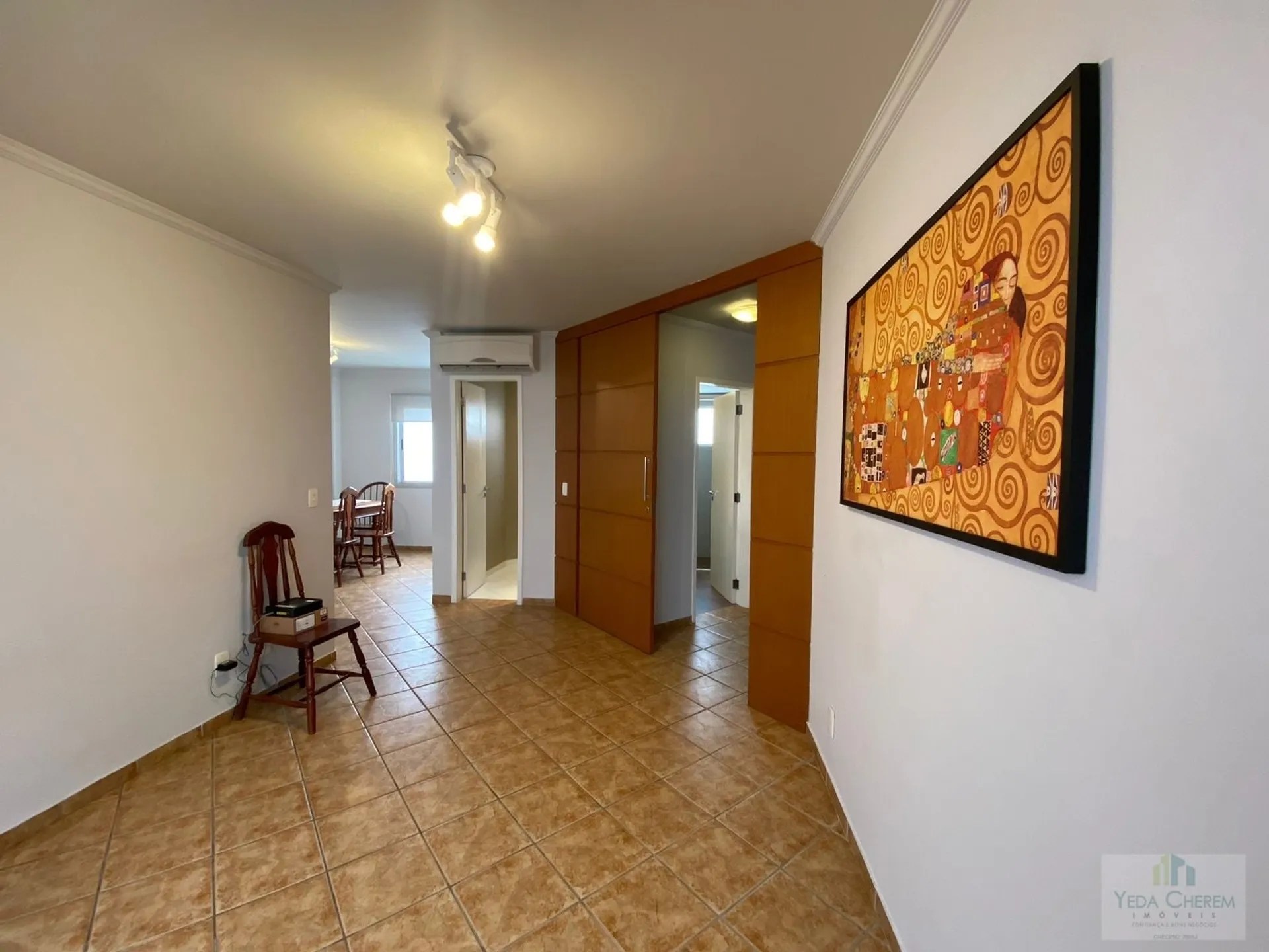 Меблированная квартира 2 спальни, 99 м² и газовая плита