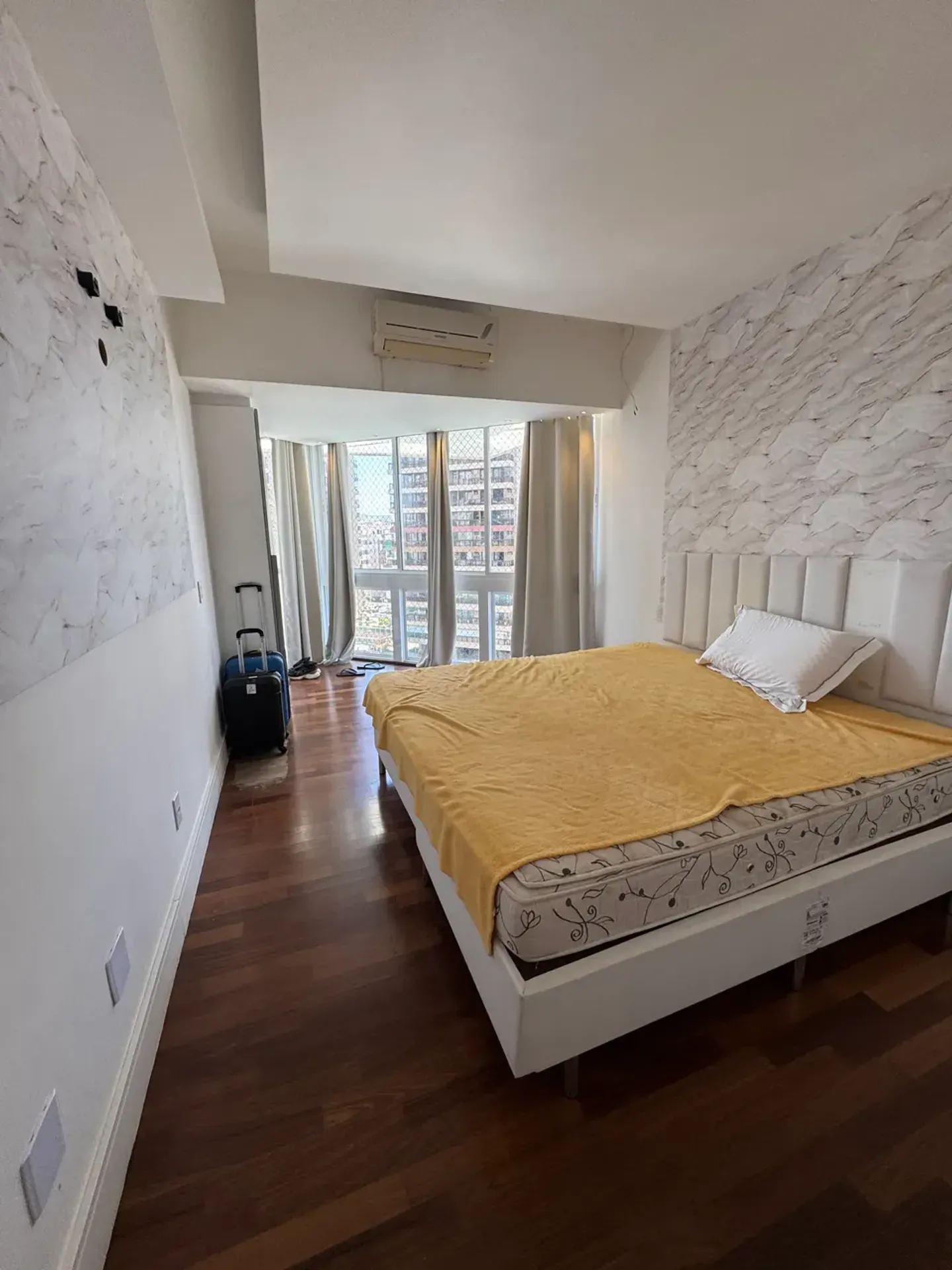 Apartamento de 200 m² com closet e vista para a água — photo 21