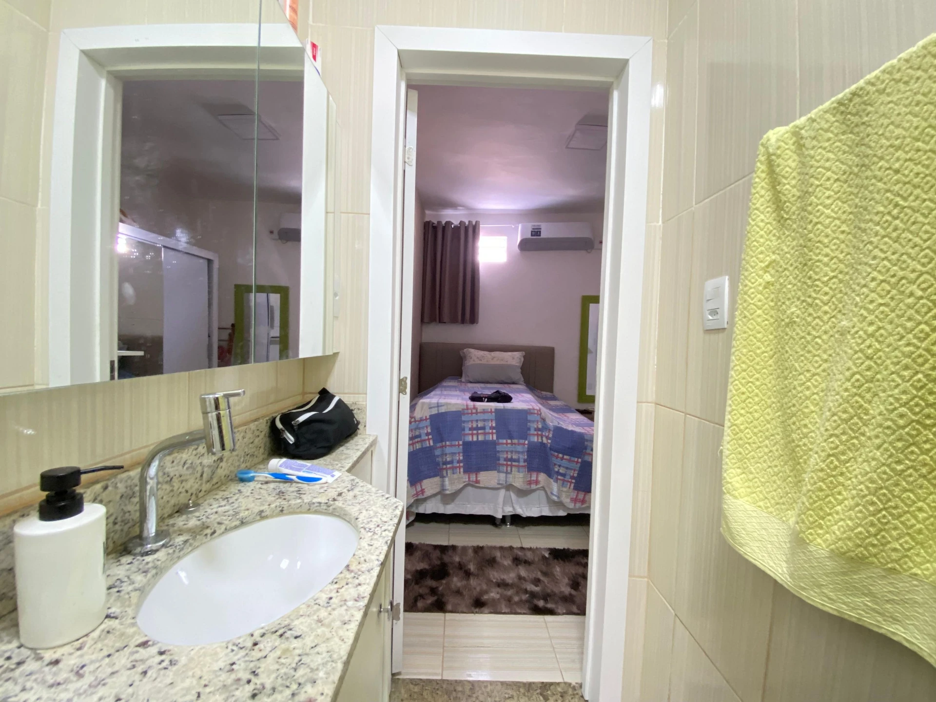 One-bedroom house with a washing machine in Rio de Janeiro — photo 21