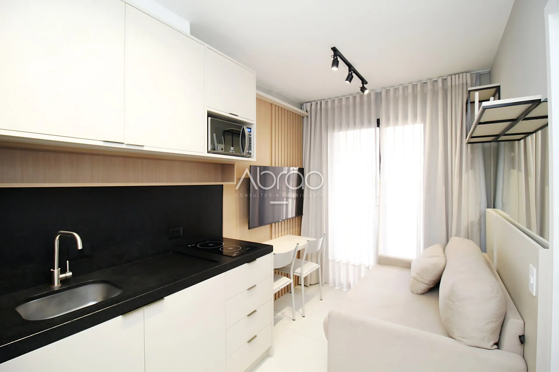 Apartamento mobiliado de 35 m² com sacada envidraçada — photo 19