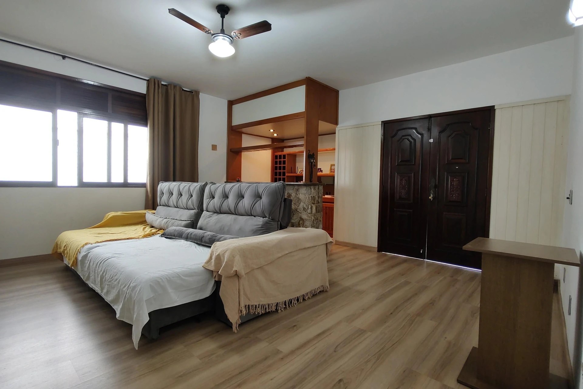 Jacuzzi y 3 dormitorios: casa de 742 m² — photo 36