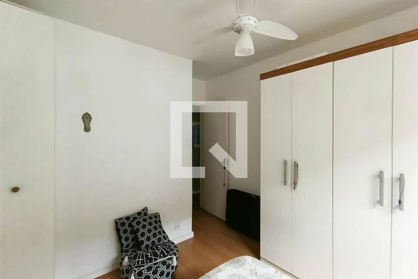2-bedroom house for rent with a gas stove kitchen — photo 18