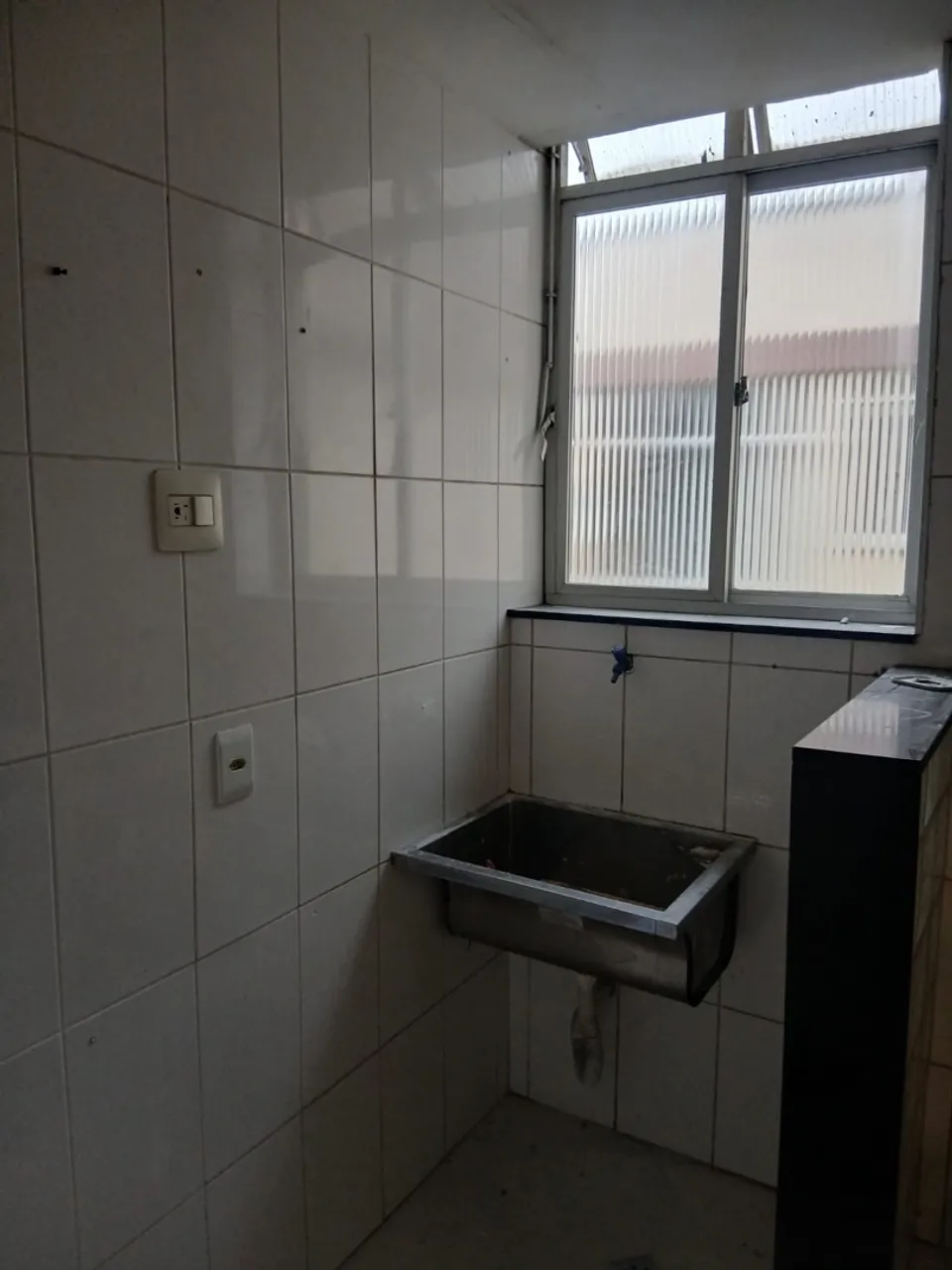 2-bedroom apartment in a building with a gym — photo 9