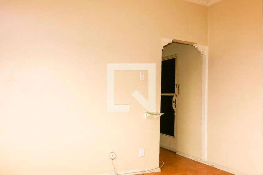 Apartamento de 2 habitaciones con cocina separada y 40 m² — photo 25