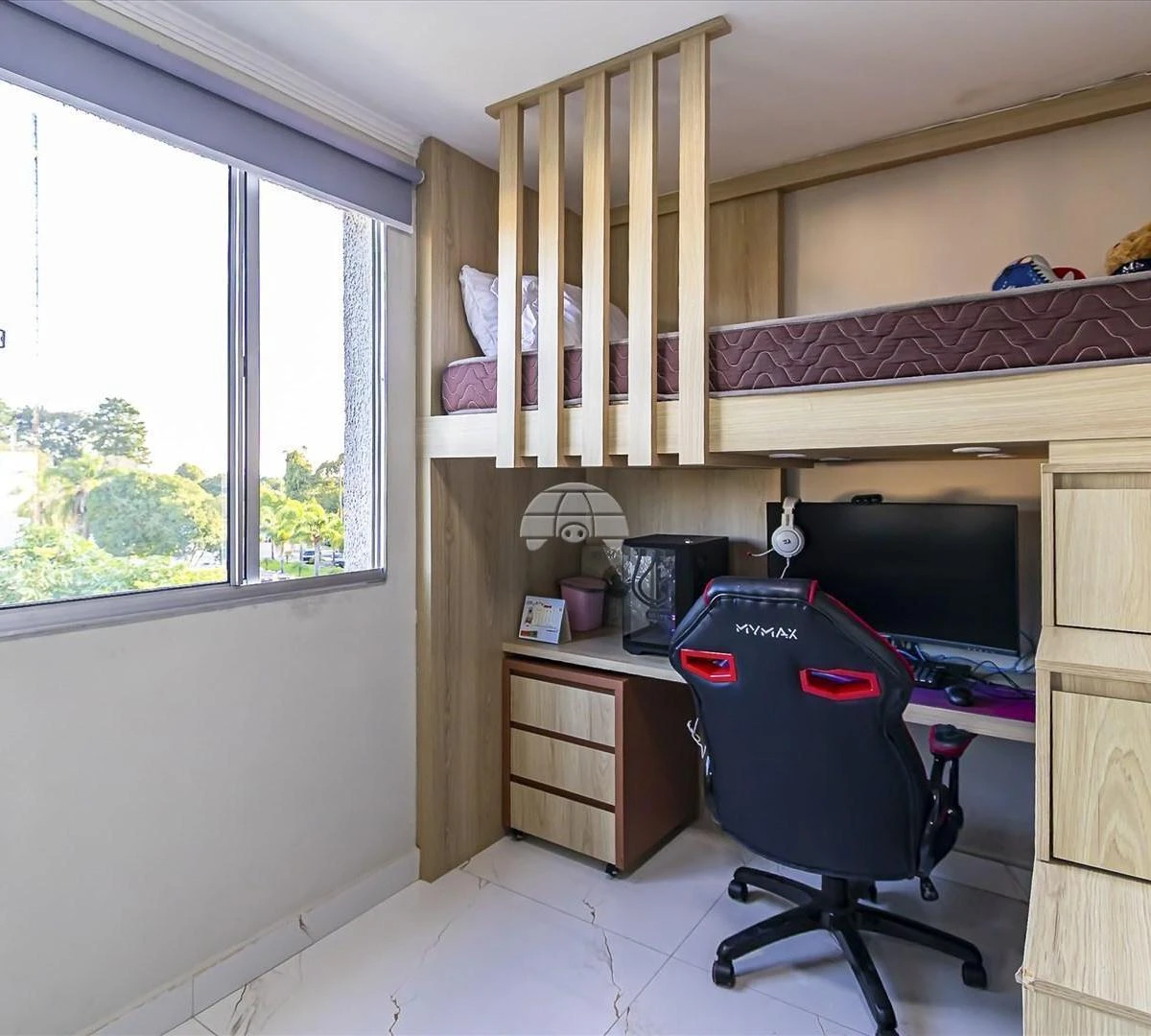 Furnished apartment, 95 m², with a washing machine — photo 9