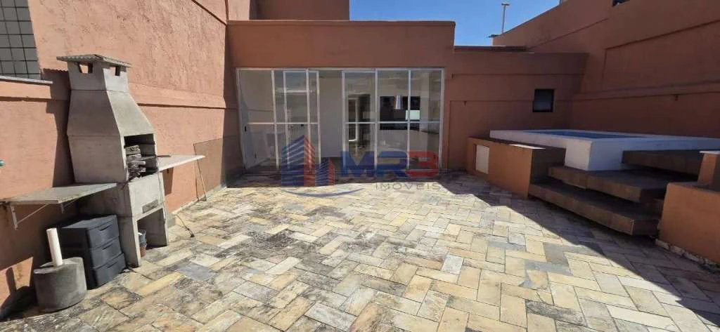 Top-floor apartment with 2 bedrooms and private BBQ — photo 8