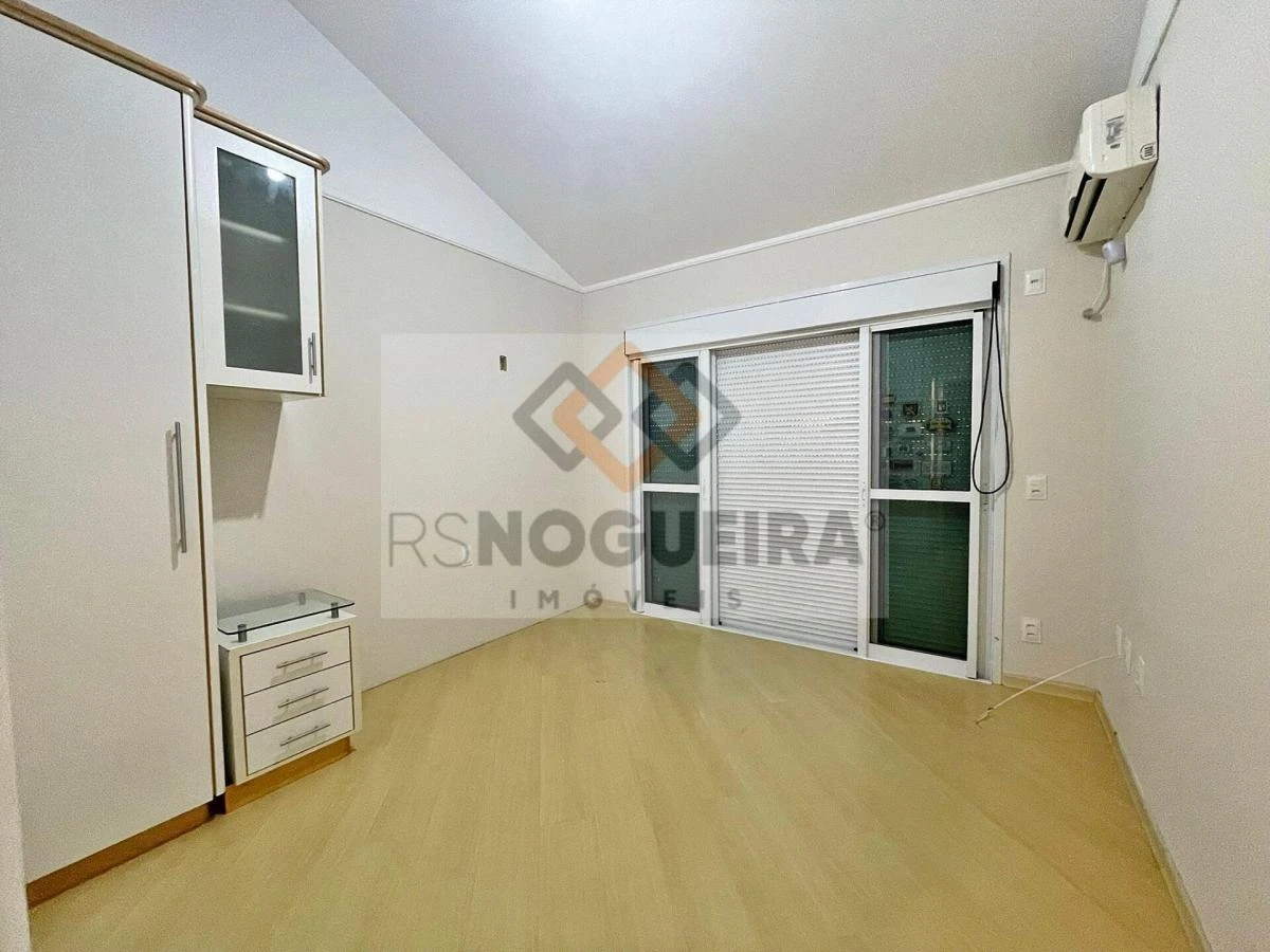 Furnished house, 317 m², with a bathtub — photo 9