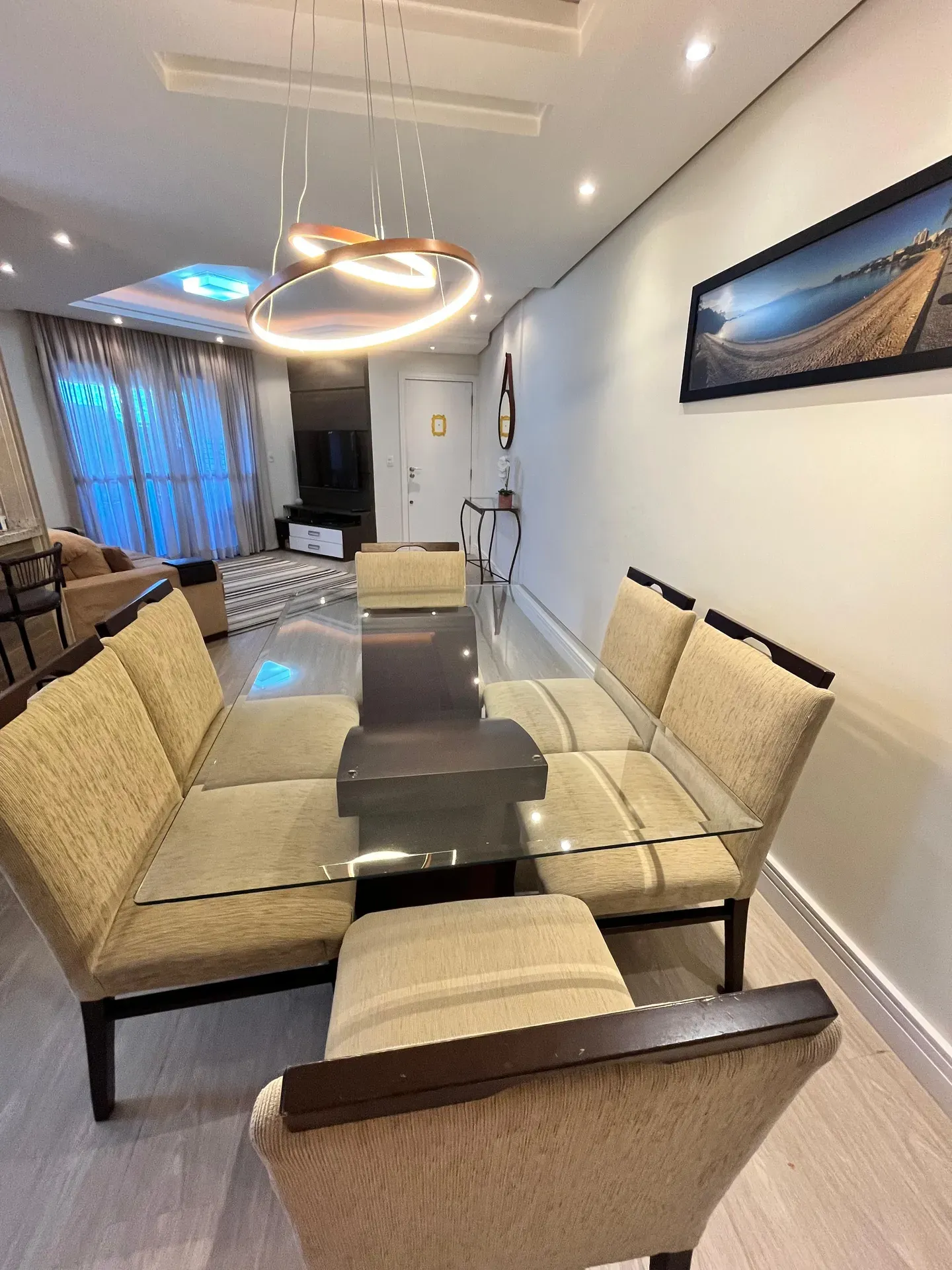 Furnished 3-bedroom apartment with 3 bathrooms — photo 14