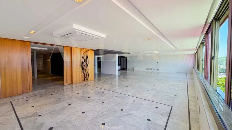 Apartment, 465 m², with floor-to-ceiling windows — photo 13