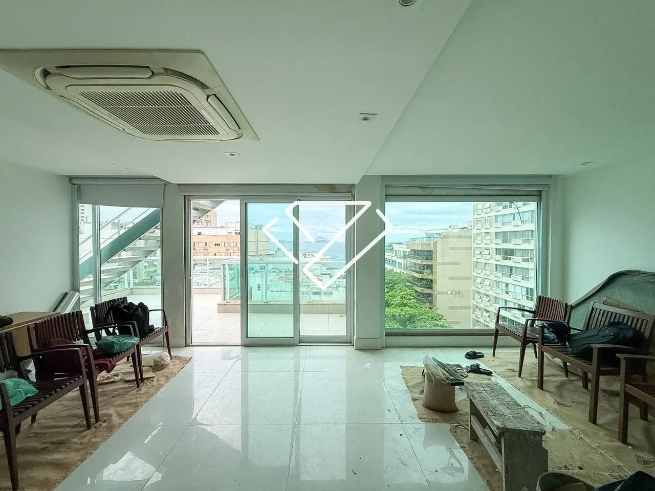 Water view in a 3-bedroom apartment, 660 m² — photo 7